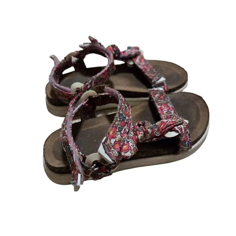 Wonder Nation floral sandals 10